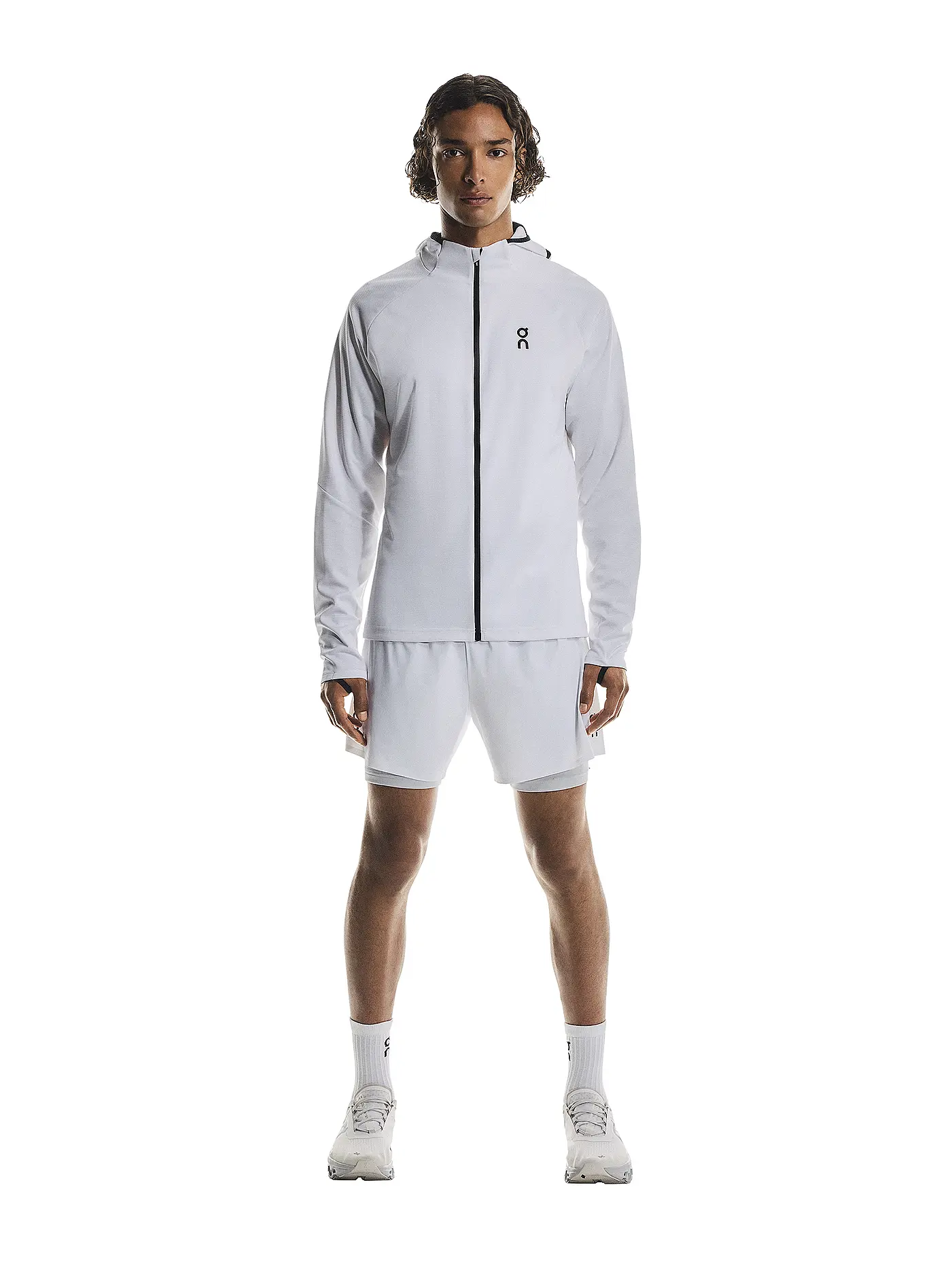 ON | Herren Laufshort Performance 2/1 | weiss